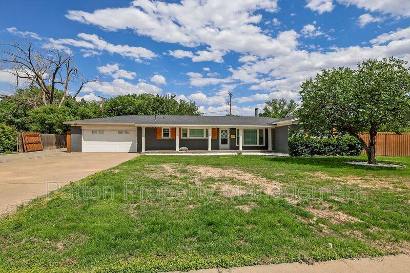 House for rent at 2221 Crockett St, Amarillo, TX 79109