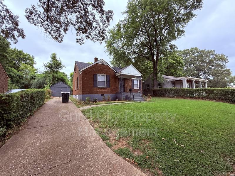 House for rent at 2844 Dell Ave, Memphis, TN 38112