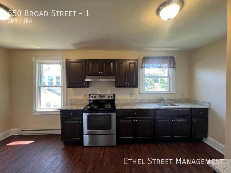 Apartment for rent at 550 Broad St #1, Easton, PA 18042