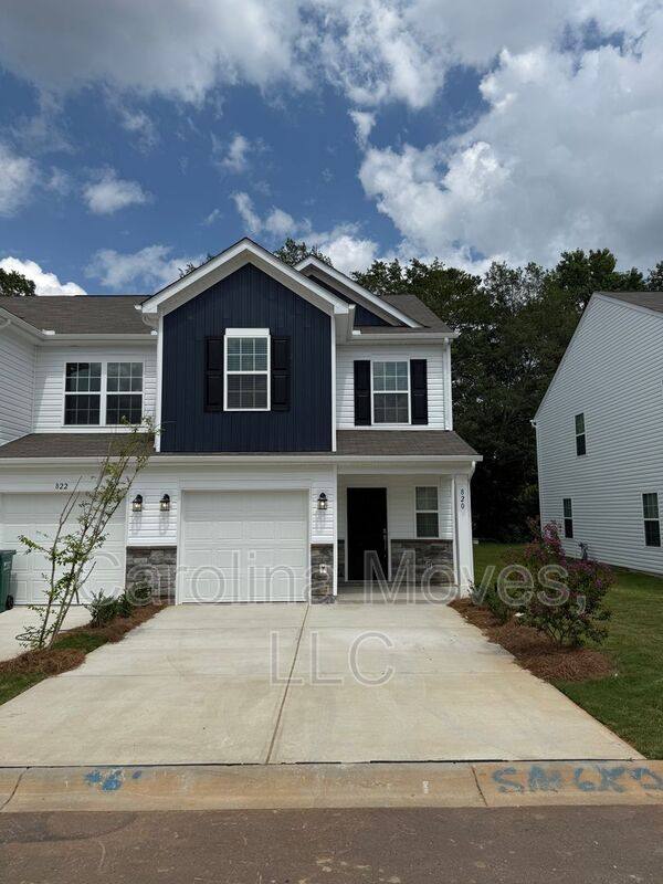 Townhouse for rent at 820 Sandbach Rd, Spartanburg, SC 29301