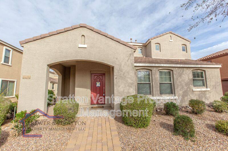House for rent at 2554 E Megan St, Gilbert, AZ 85295