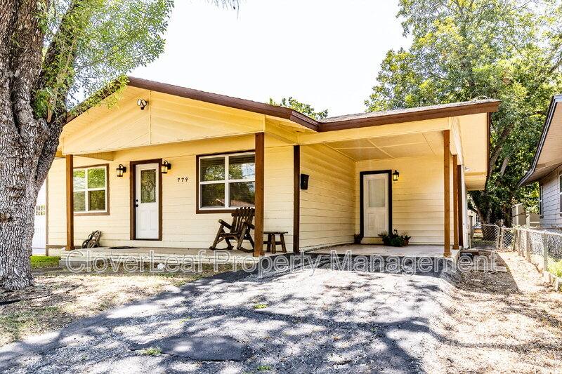 House for rent at 779 W Coll St, New Braunfels, TX 78130