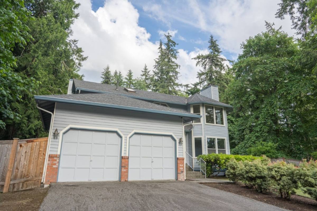 House for rent at 1924 223rd Ave SE, Sammamish, WA 98075