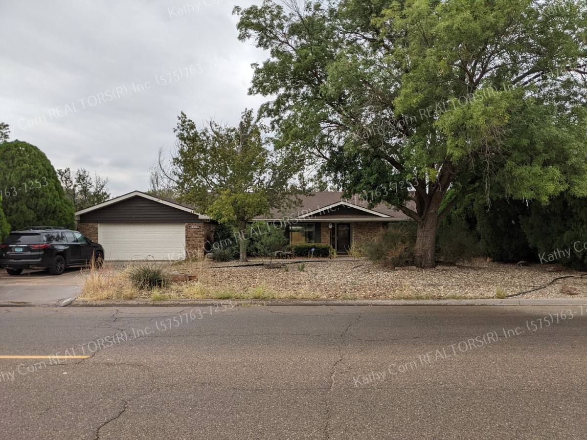 House for rent at 2009 Colonial Parkway, Clovis, NM 88101