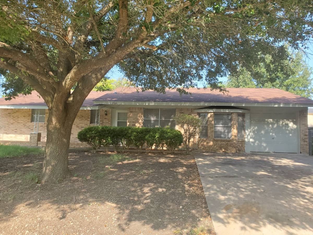 House for rent at 1904 Pleasant Lane, Copperas Cove, TX 76522