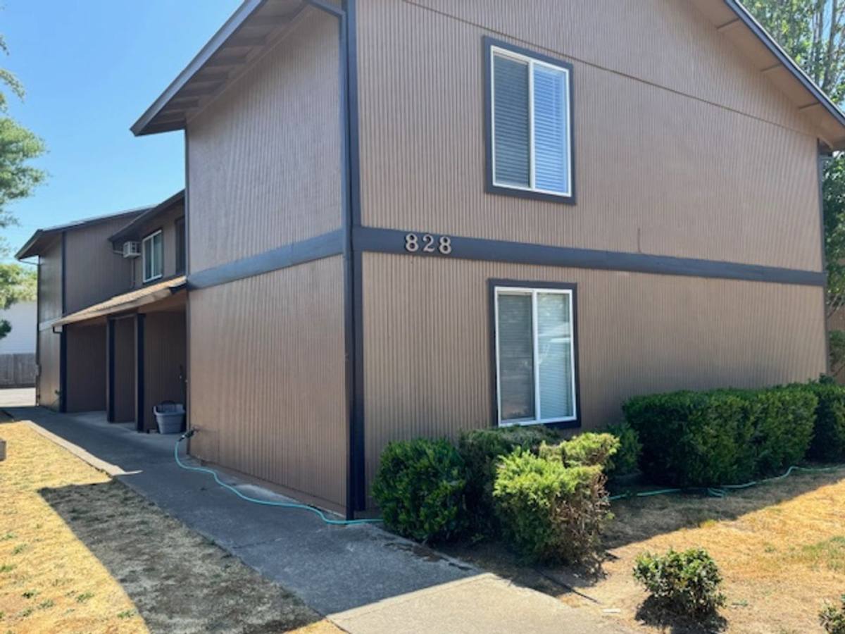 Apartment for rent at 828 Cherry, Central Point, OR 97502