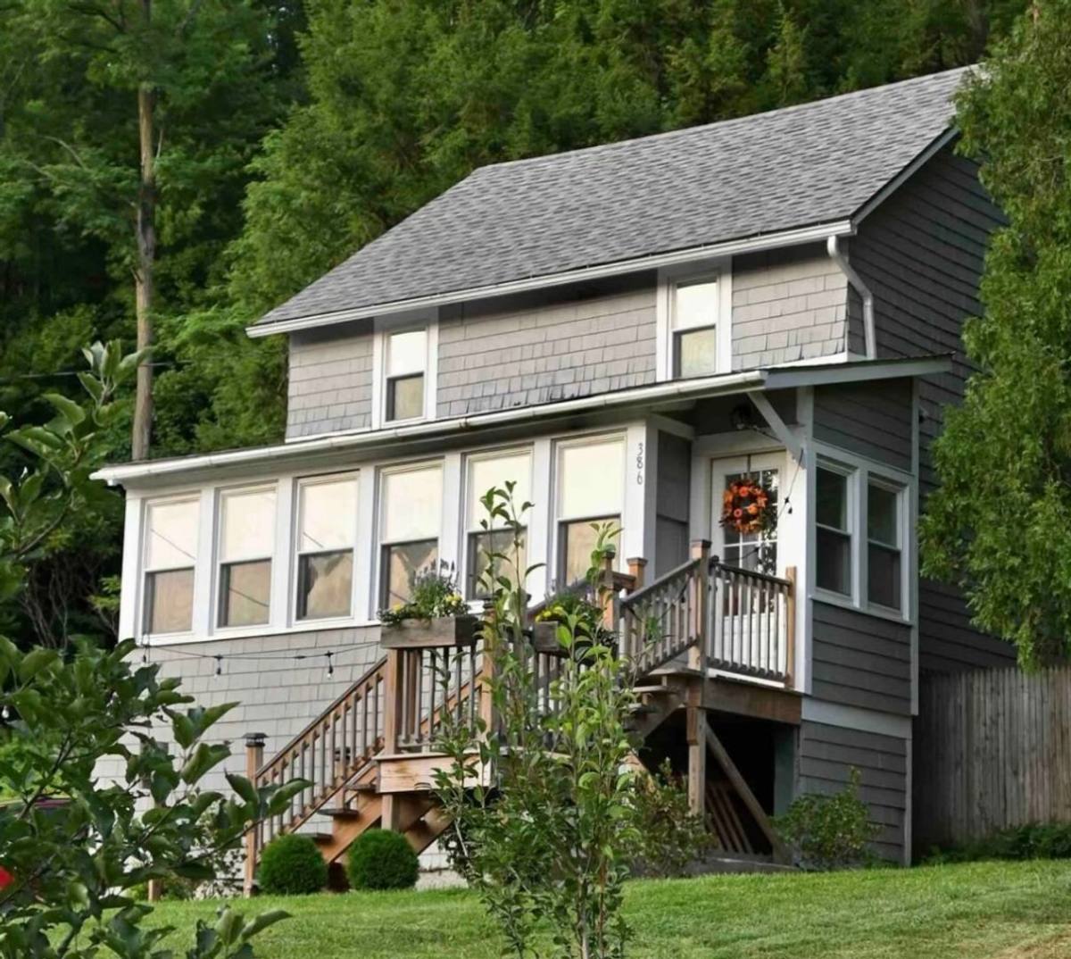 House for rent at 386 N Hoosac Rd, Williamstown, MA 01267