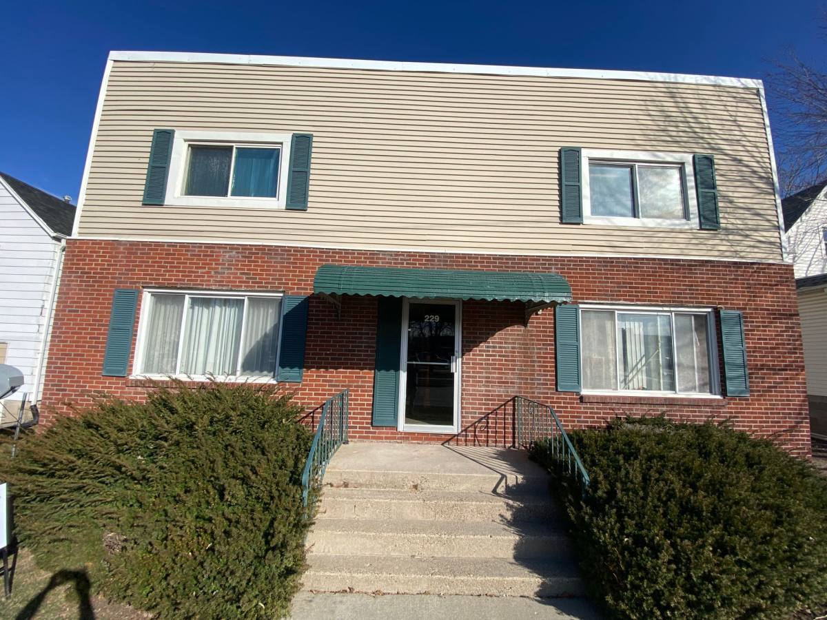 Apartment for rent at 229 4th St, West Des Moines, IA 50265