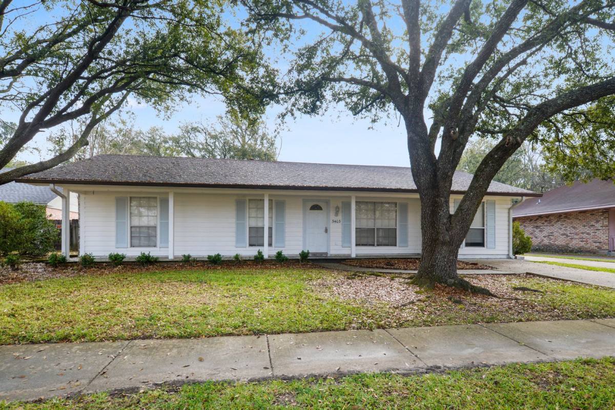 House for rent at 3403 President Davis Dr, Baton Rouge, LA 70816