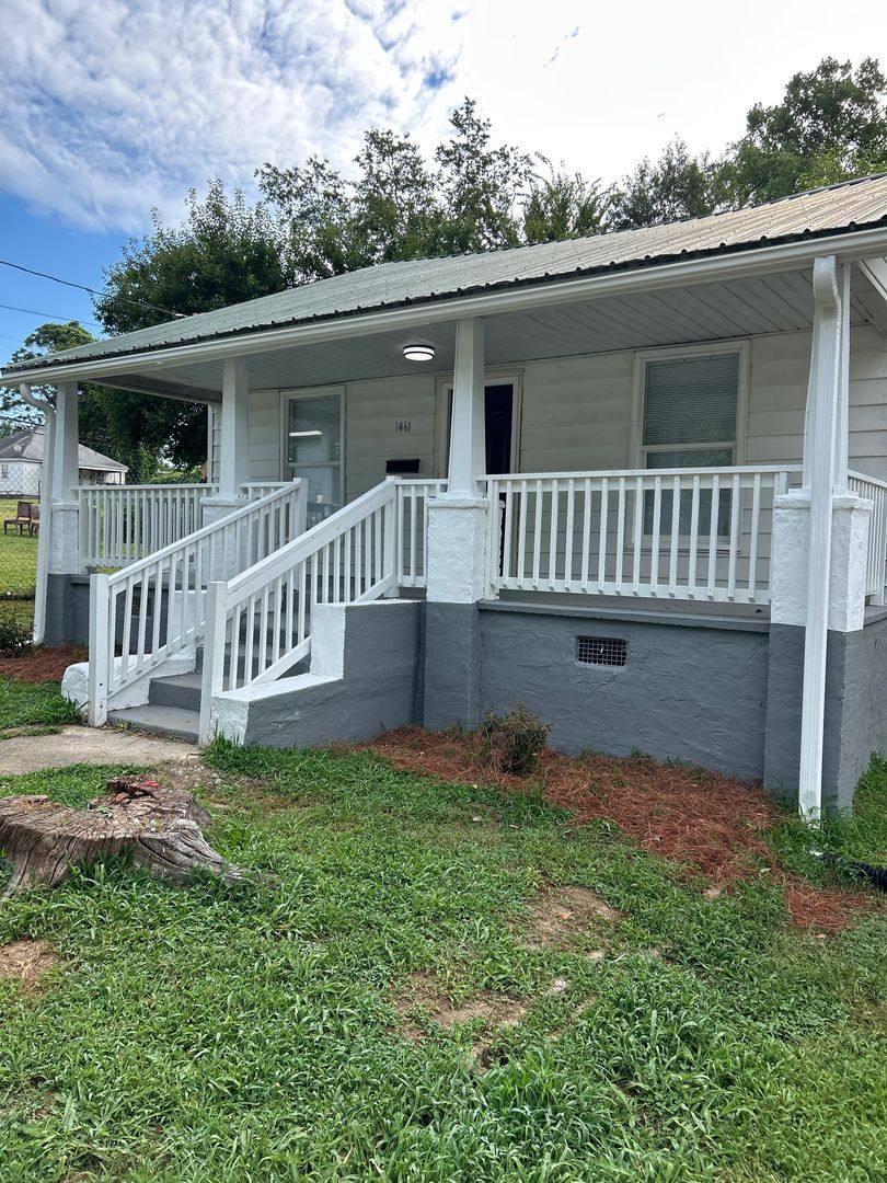 House for rent at 1461 Douglas St, Winston Salem, NC 27105