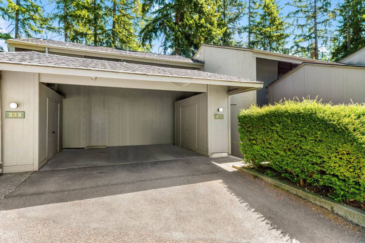Apartment for rent at 6236 137th Place NE #232, Redmond, WA 98052