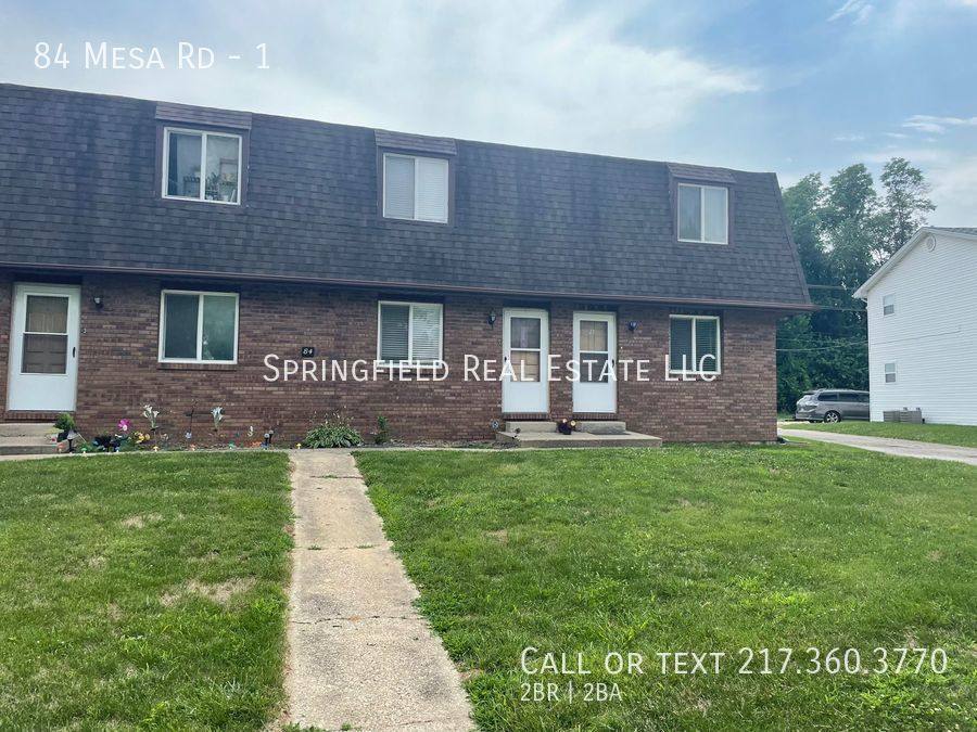 Townhouse for rent at 84 Mesa Rd #1, Springfield, IL 62702