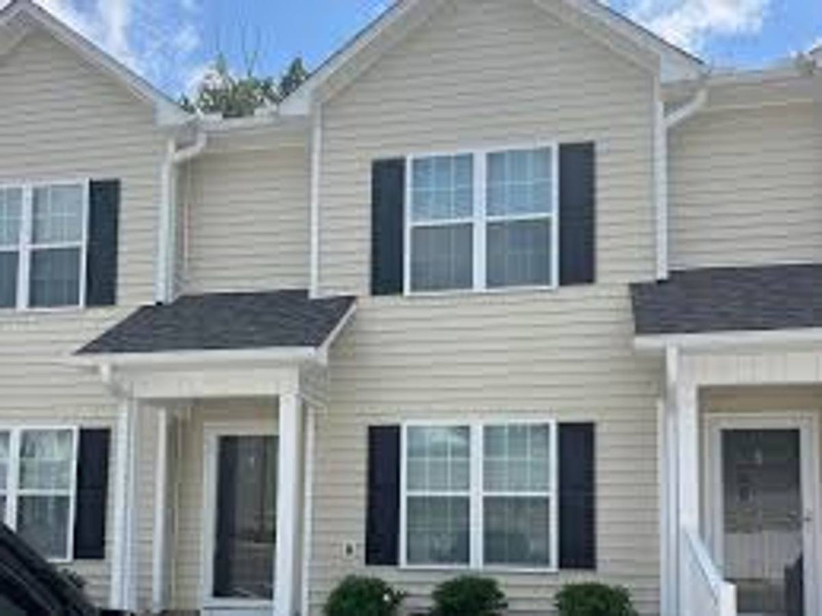 Apartment for rent at 1229 Cross Creek Circle, Greenville, NC 27834