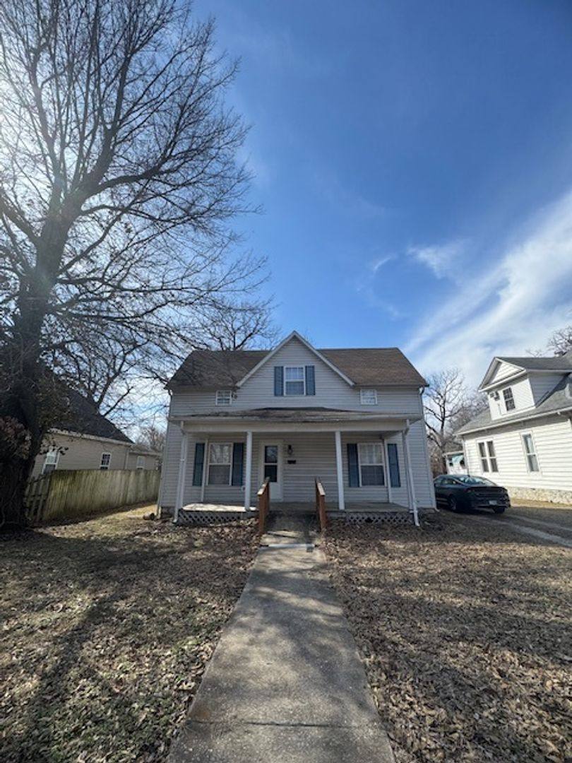 House for rent at 1317 N Sherman, Springfield, MO 65802