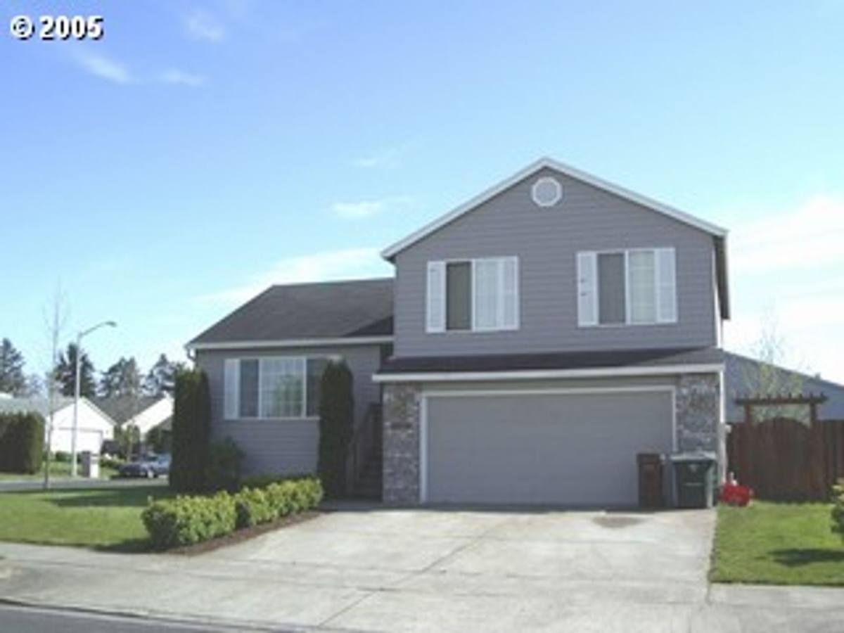 House for rent at 6984 SE Langwood St, Hillsboro, OR 97123
