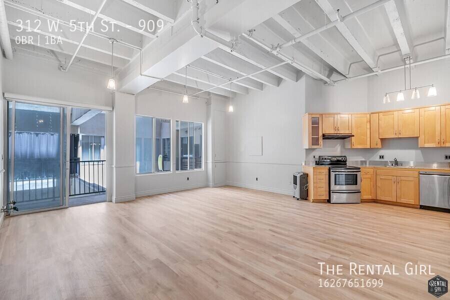 Condo for rent at 312 W 5th St #909, Los Angeles, CA 90013