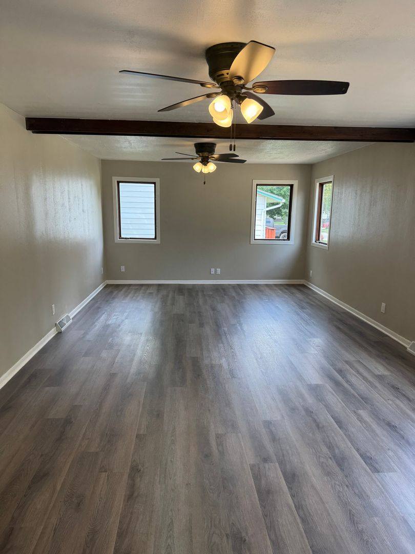 House for rent at 710 W 12th St, Belvidere, IL 61008