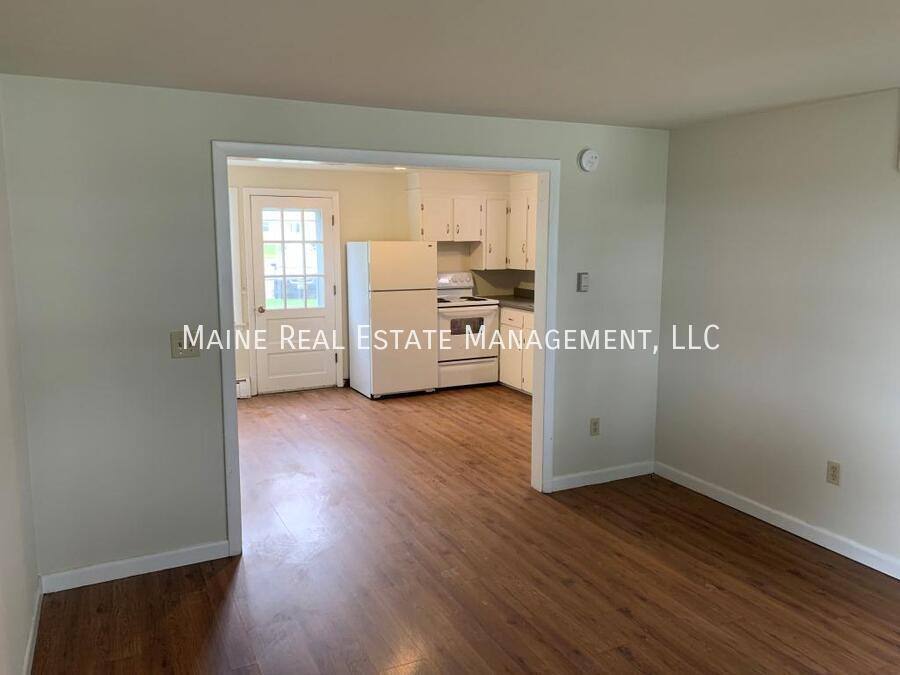 Apartment for rent at 228 Mount Hope Ave, Bangor, ME 04401
