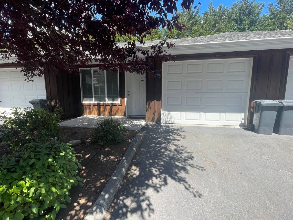 Apartment for rent at 1301 SW Swantown Ave, Oak Harbor, WA 98277