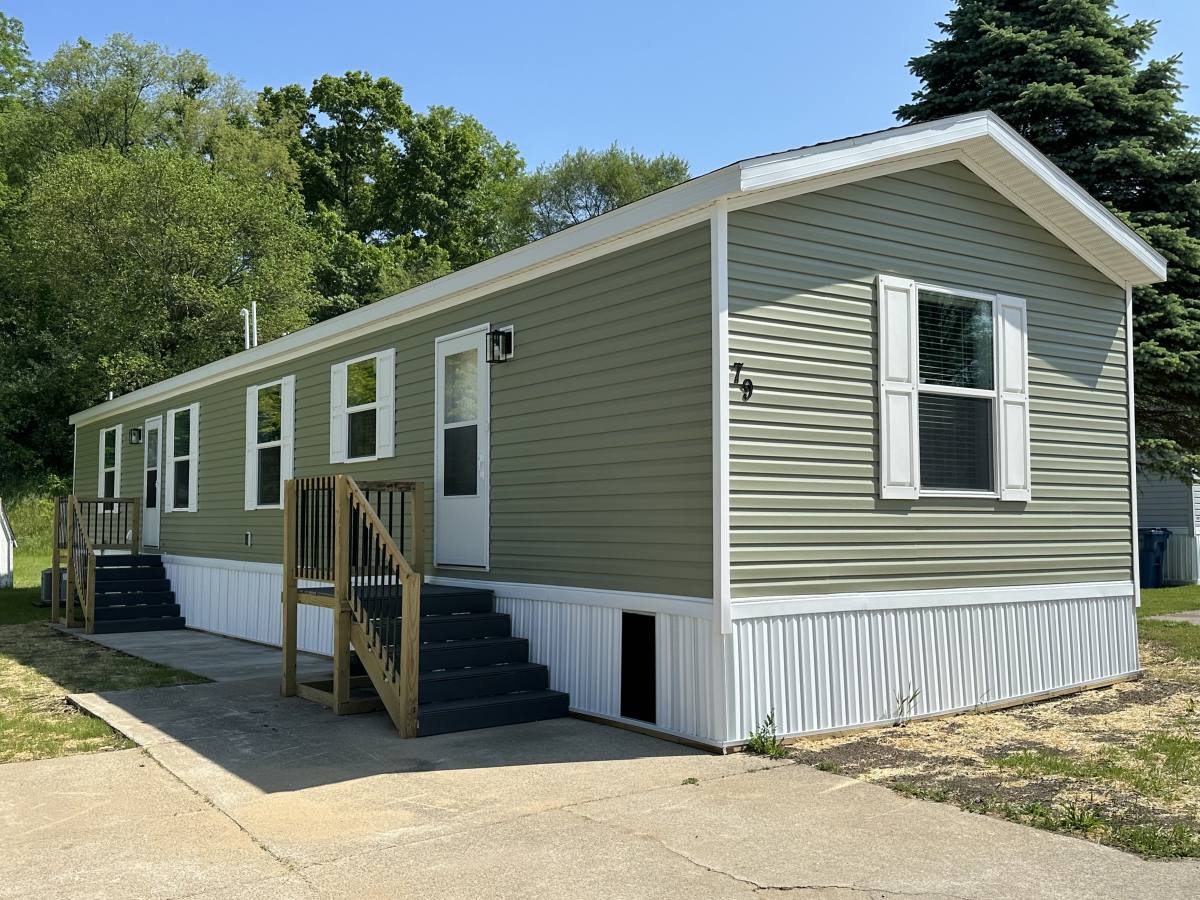 House for rent at 79 Tammy Dr, Battle Creek, MI 49037
