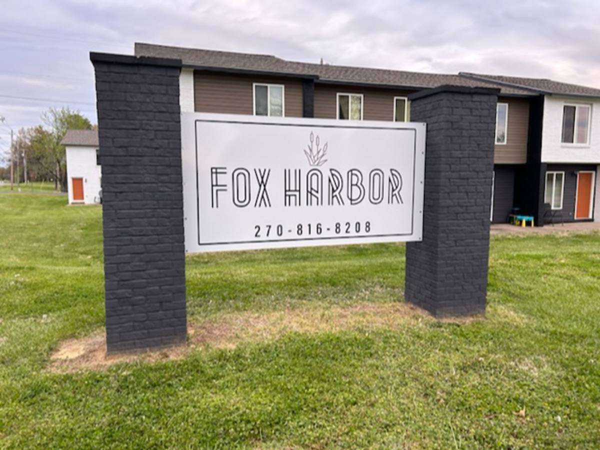 Apartment for rent at 301 Iroquois Dr, Paducah, KY 42001