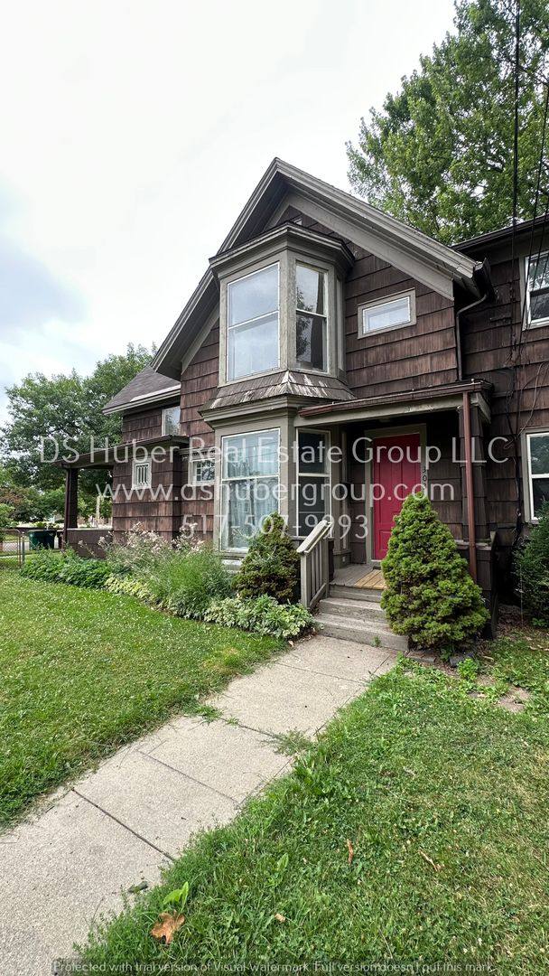 Apartment for rent at 3035 Lapeer W, Lansing, MI 48933