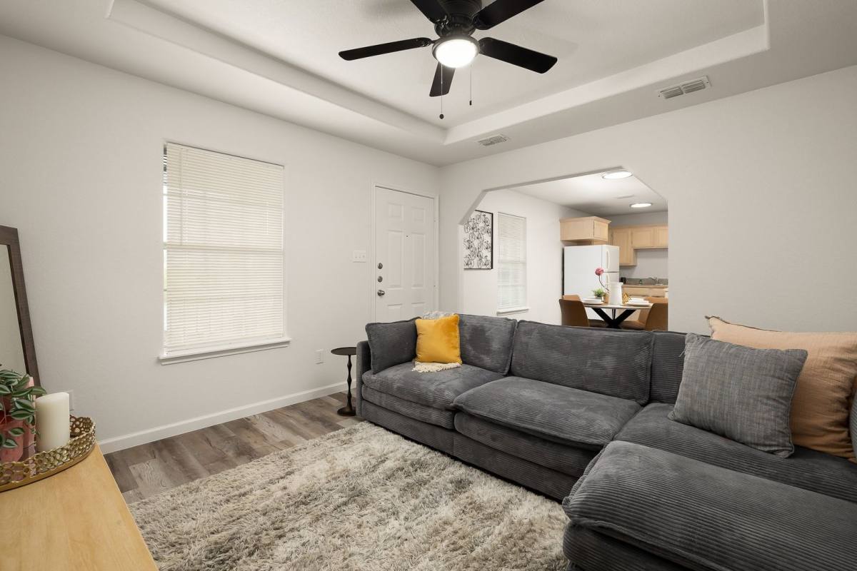 Apartment for rent at 911 Caffery Rd, Pharr, TX 78577
