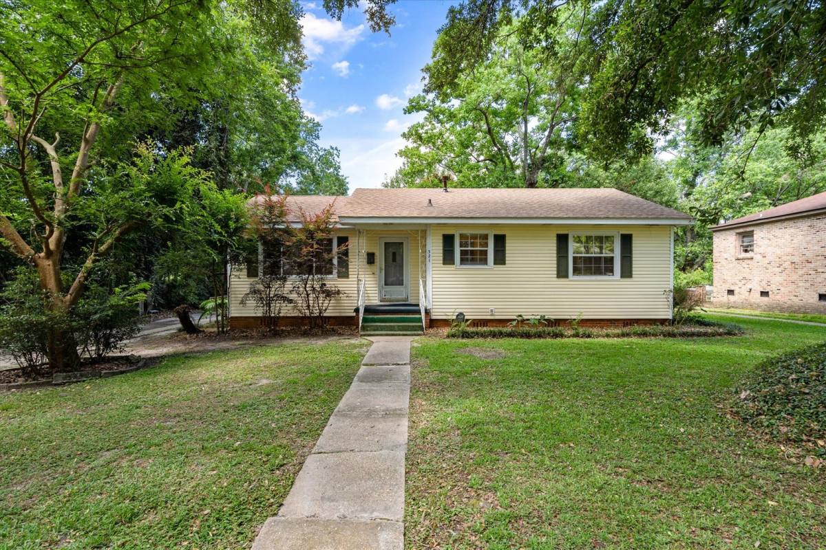 House for rent at 321 Thornhill Circle, Mobile, AL 36606