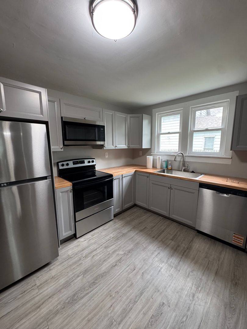 House for rent at 1115 N 6th St, Lafayette, IN 47904