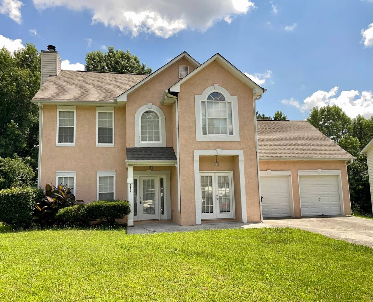 House for rent at 1426 Cambridge Court, Riverdale, GA 30296