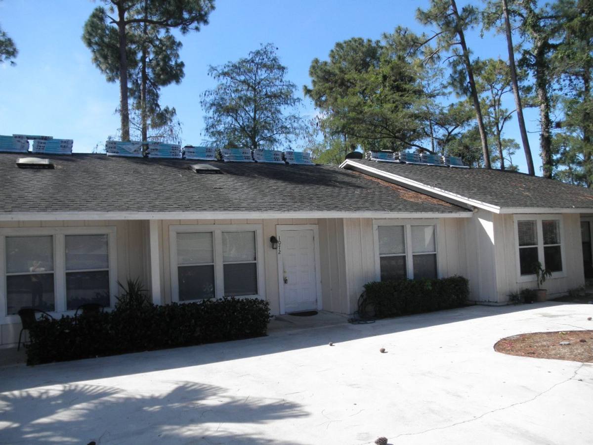 House for rent at 1068 Goldenrod Rd, Wellington, FL 33414