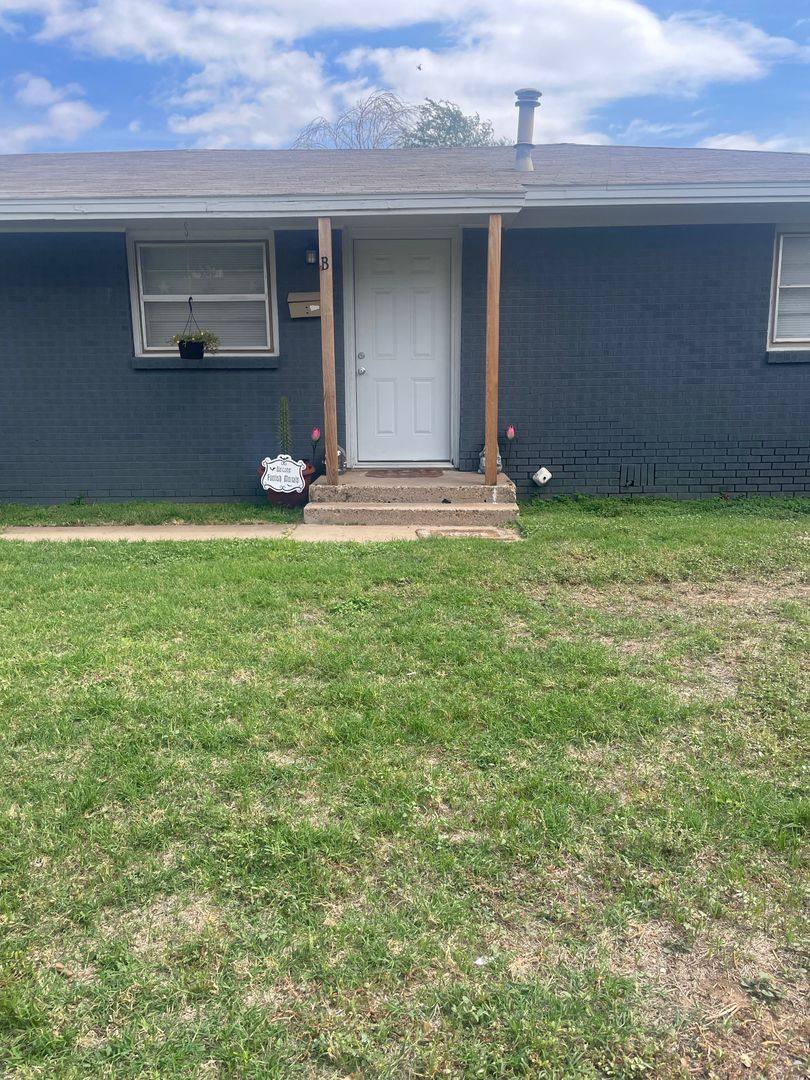 Apartment for rent at 3715 30th St, Lubbock, TX 79410