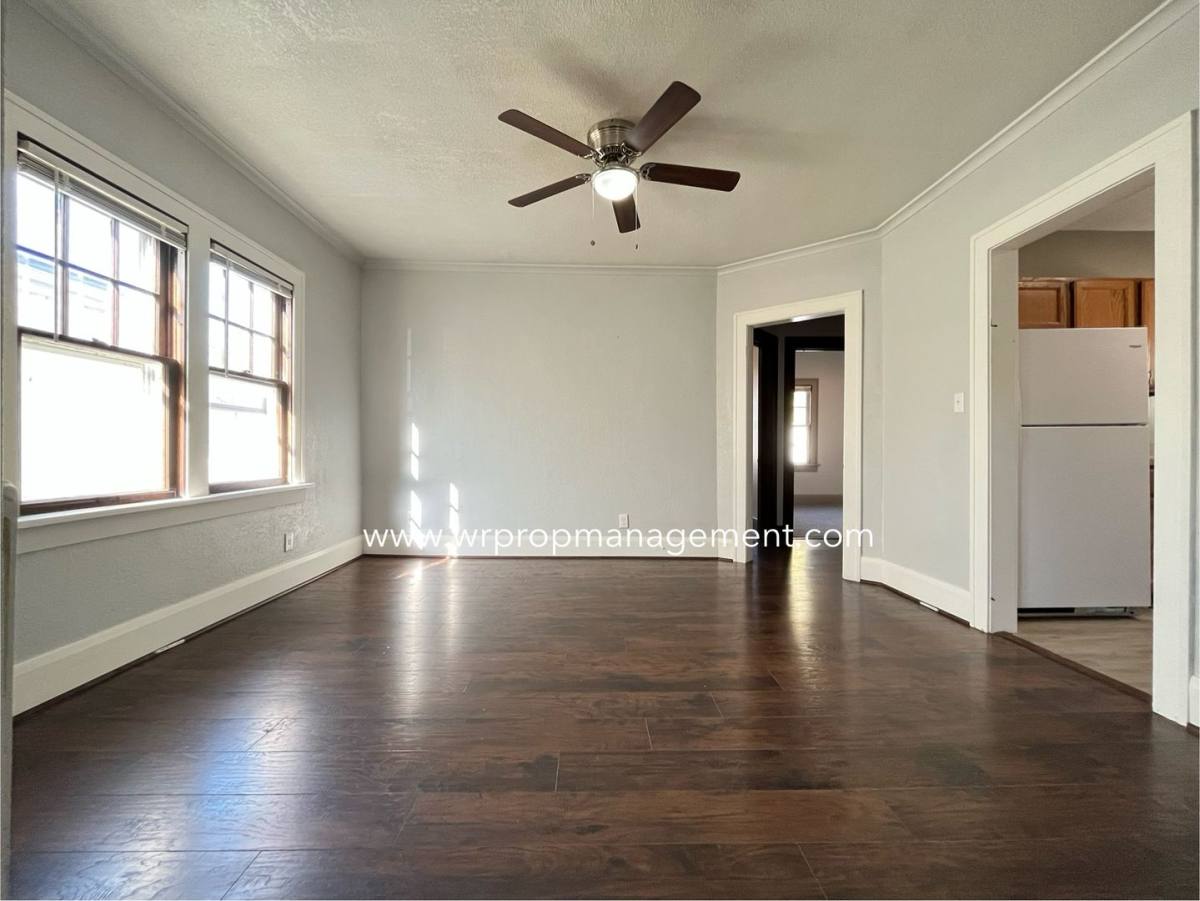 Apartment for rent at 812 Alvison Rd, Toledo, OH 43612