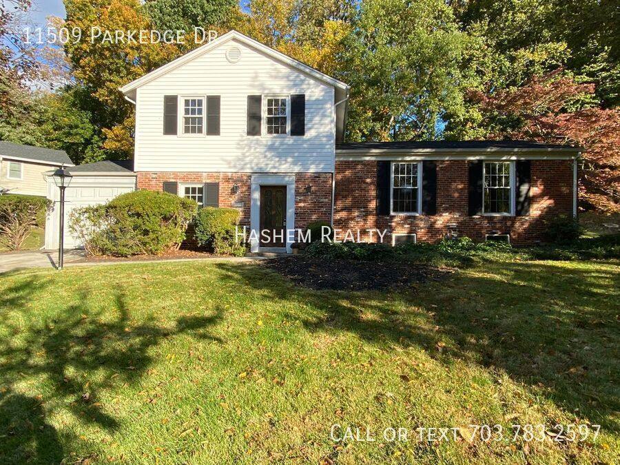House for rent at 11509 Parkedge Dr, Rockville, MD 20852