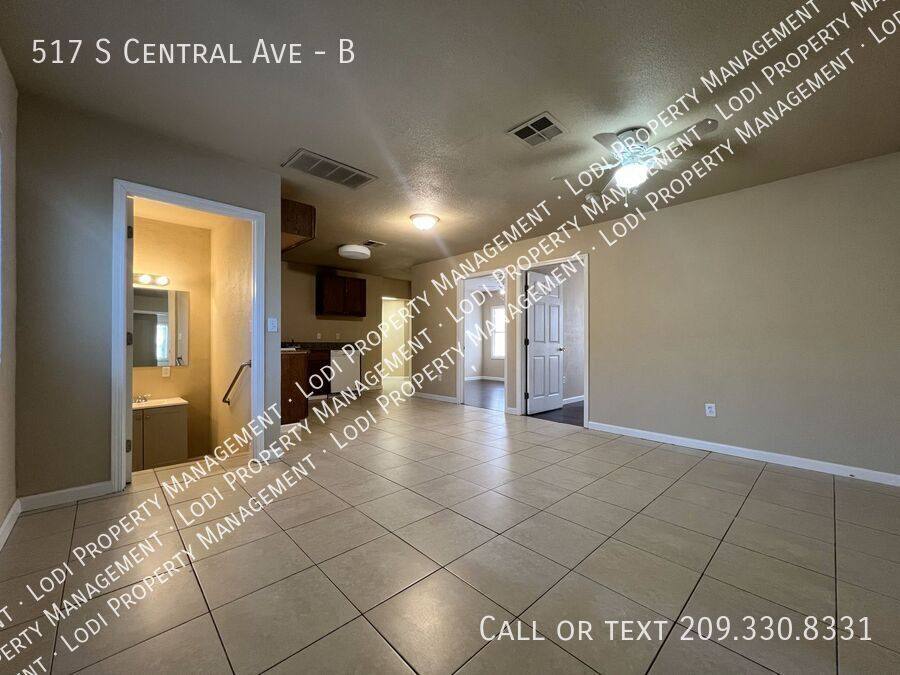 Apartment for rent at 517 S Central Ave #B, Lodi, CA 95240