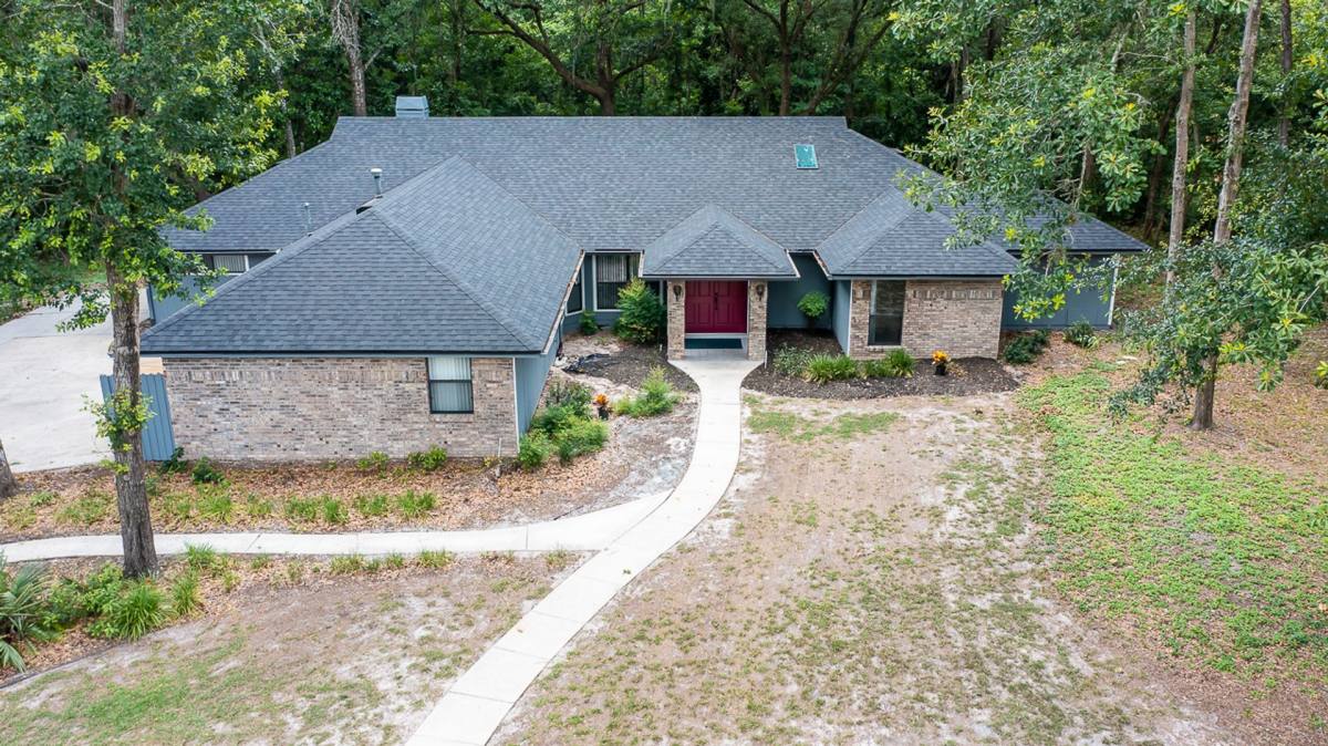 House for rent at 1326 NW 57th St, Gainesville, FL 32605