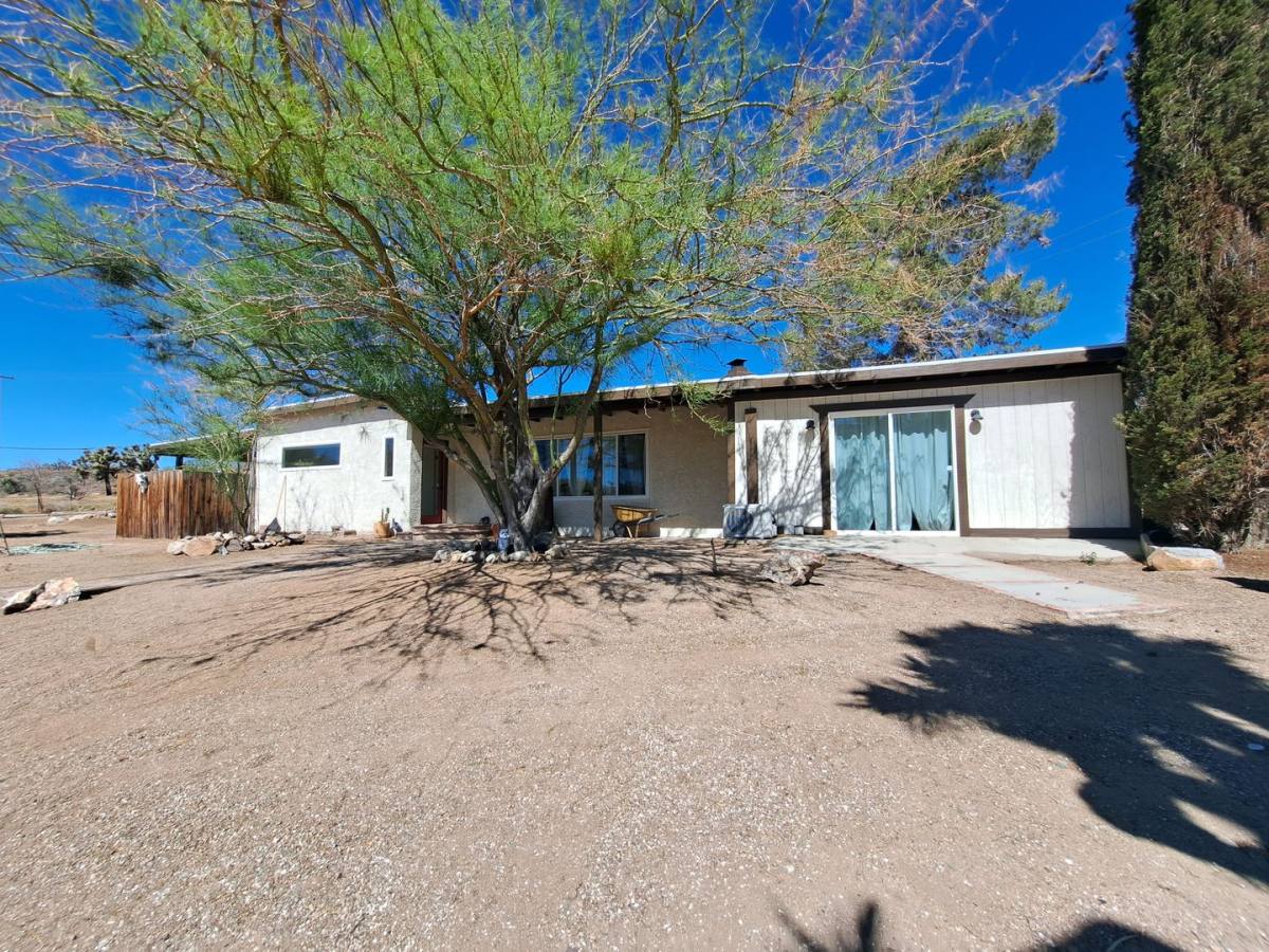 House for rent at 4393 Old Woman Springs Rd, Yucca Valley, CA 92284