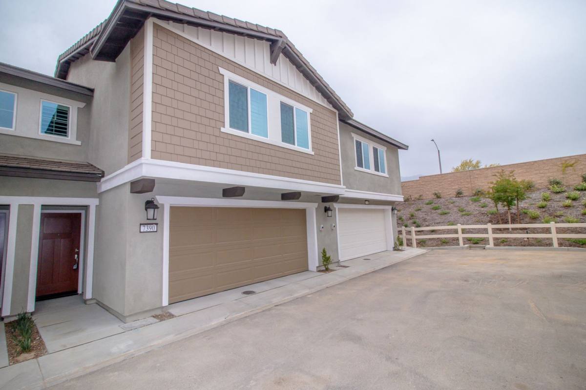 Townhouse for rent at 7390 Olive Grove St, Riverside, CA 92507
