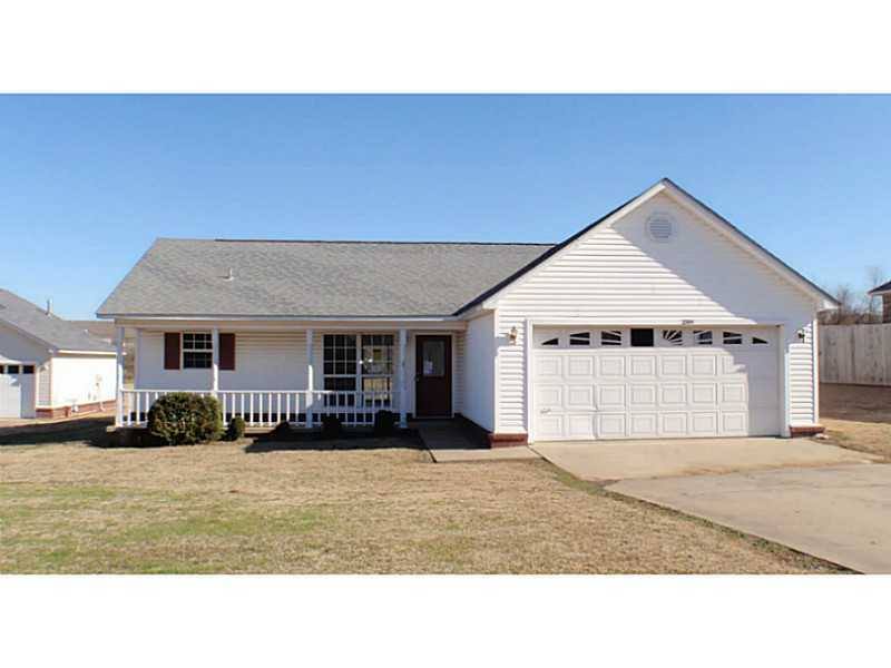 House for rent at 2004 N Hills Blvd, Van Buren, AR 72956