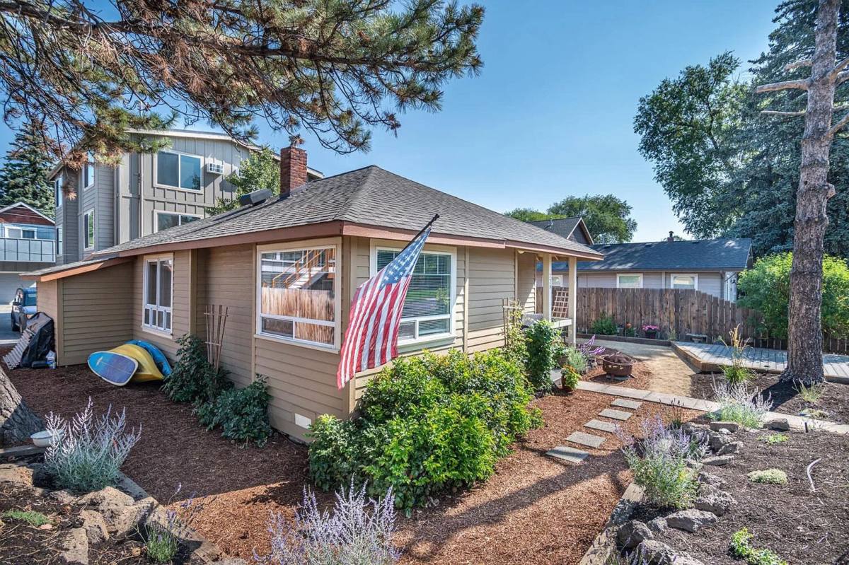 Apartment for rent at 728 NW Newport Ave, Bend, OR 97703