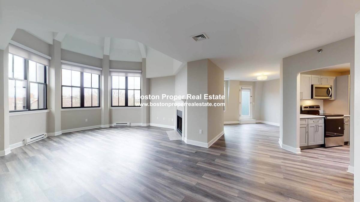 Apartment for rent at 32 Garrison, Boston, MA 02116