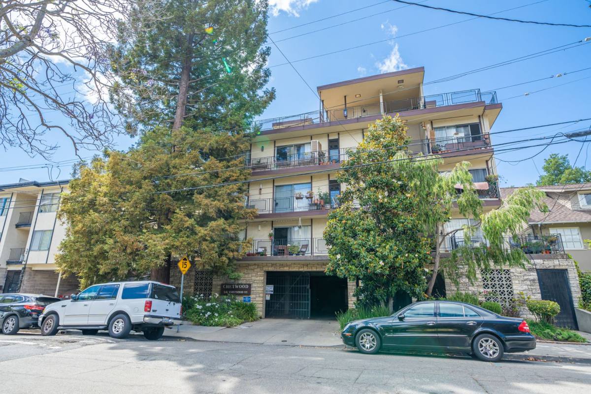 Apartment for rent at 541 Chetwood St, Oakland, CA 94610