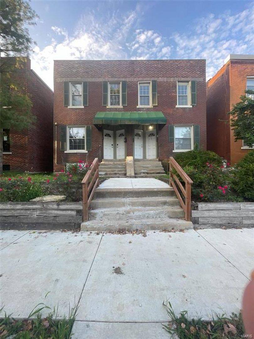Apartment for rent at 3405-7 Juniata St, Saint Louis, MO 63118