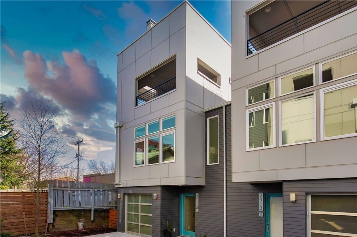 Townhouse for rent at 2413 NW 64th St, Seattle, WA 98107