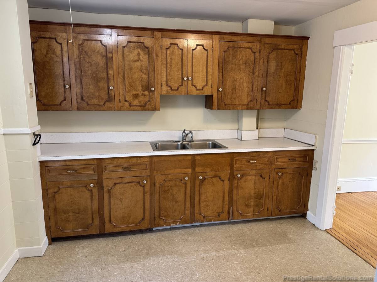 Apartment for rent at 137 Merriam Ave #2, Leominster, MA 01453