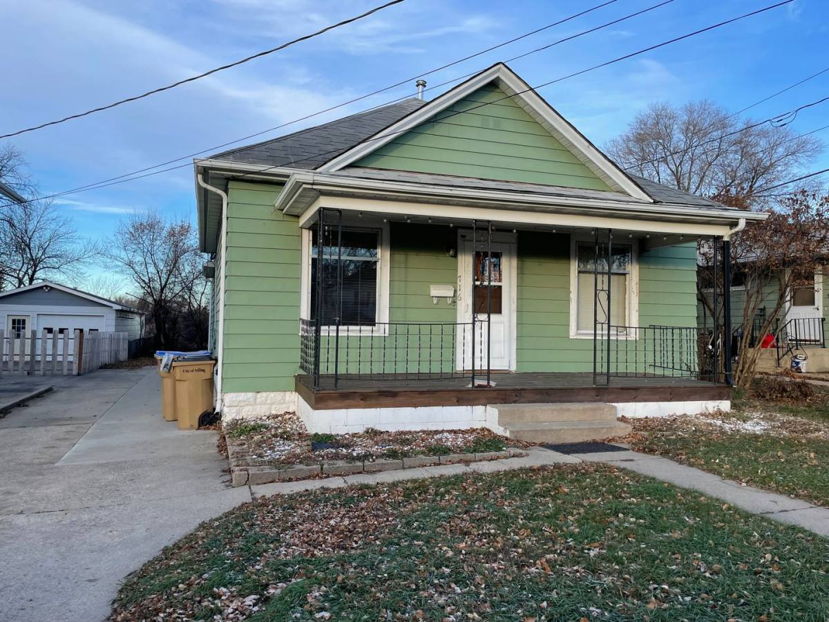 House for rent at 716 Beacon St, Minot, ND 58701