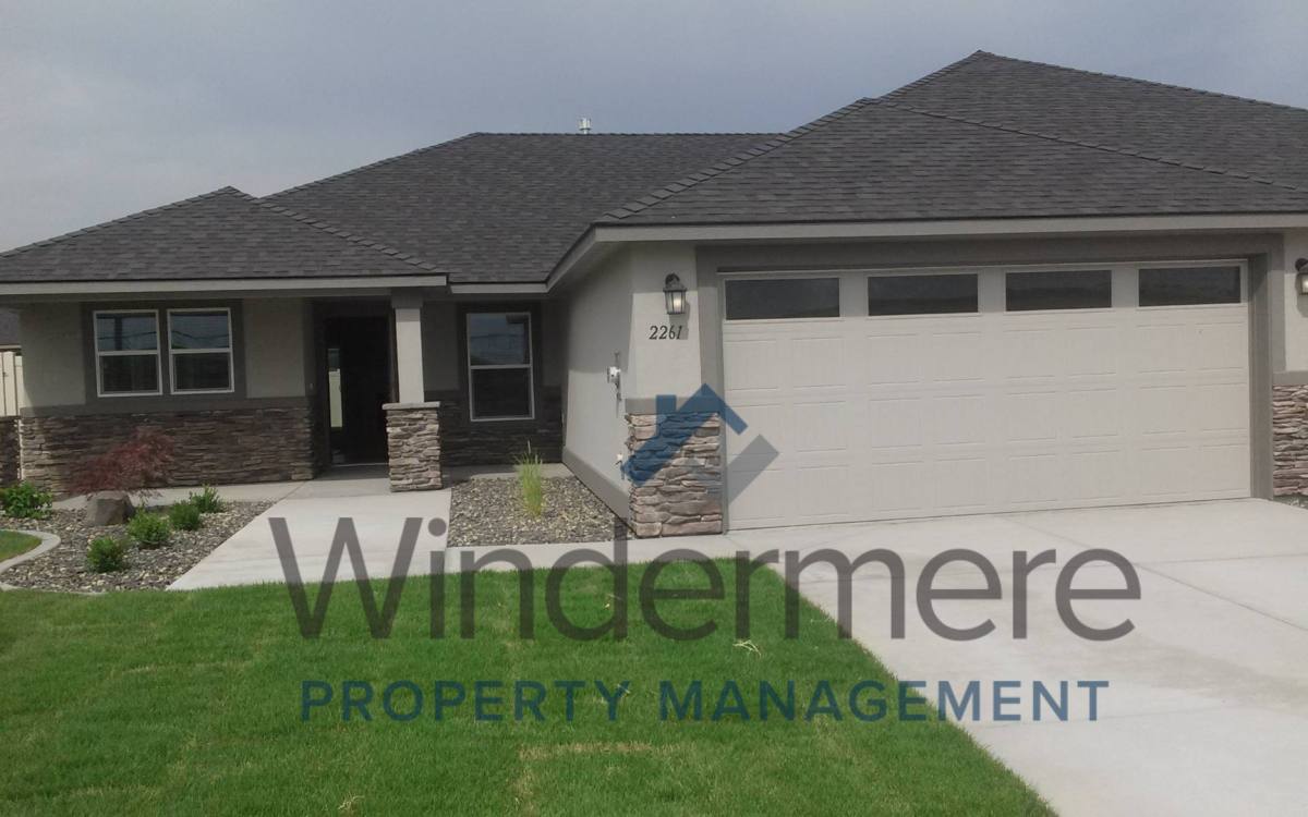 House for rent at 2261 Veneto St, Richland, WA 99354