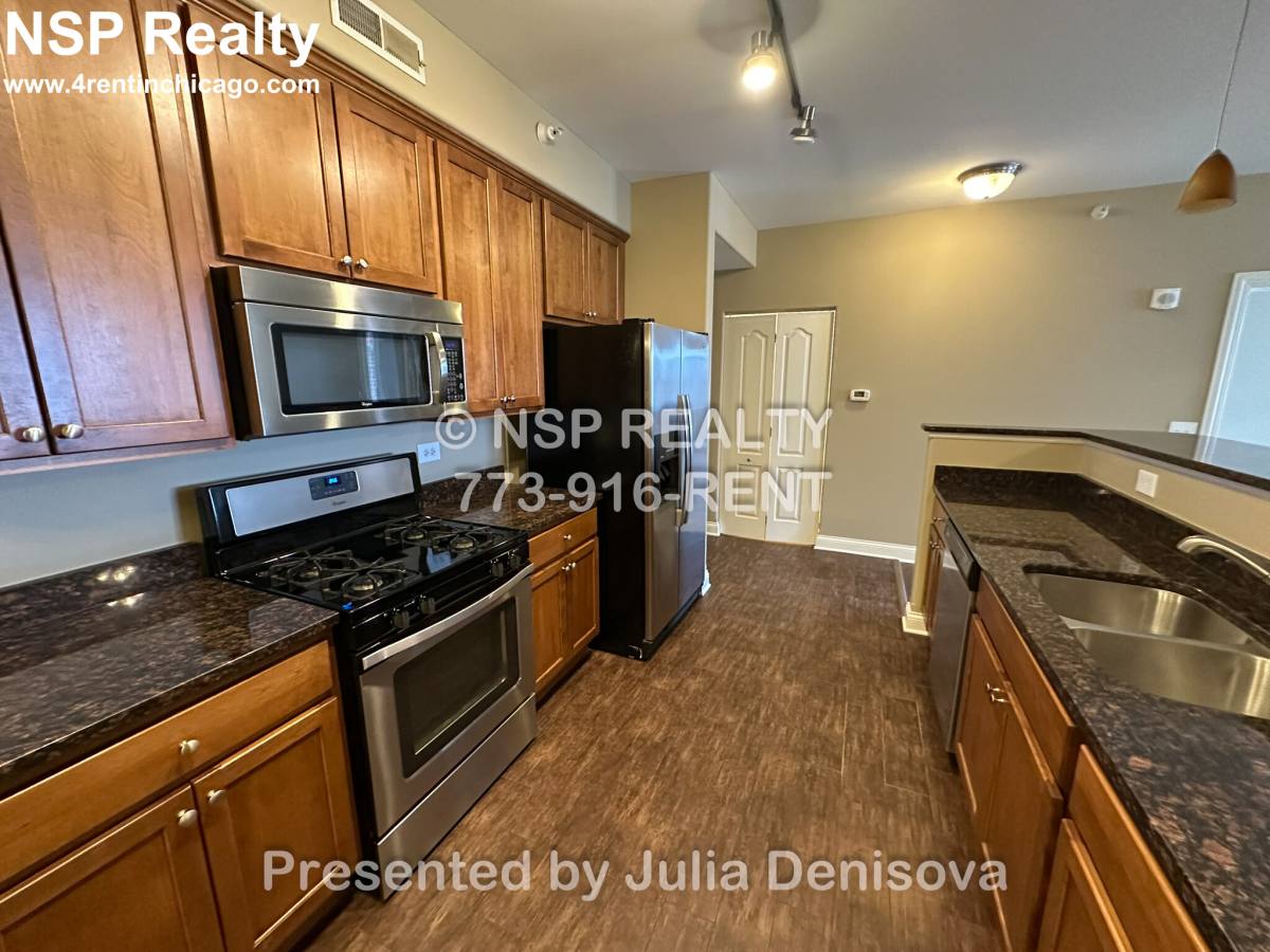Apartment for rent at 1 Itasca Place #226, Itasca, IL 60143