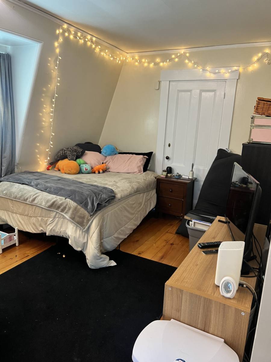 House for rent at 4 Arlington Rd, Woburn, MA 01801