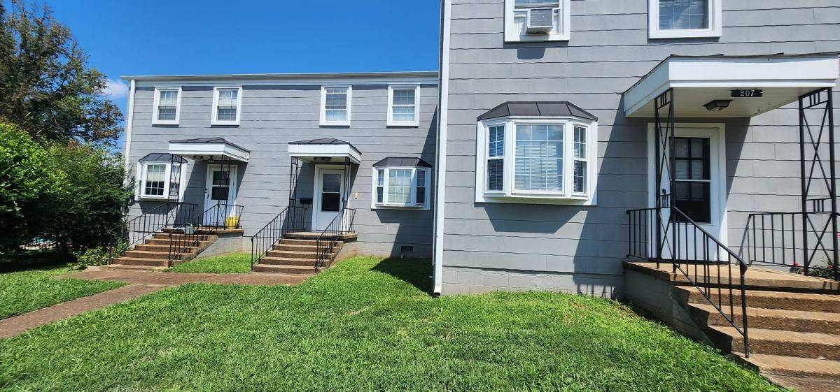 Townhouse for rent at 205 Windham St NE, Huntsville, AL 35801